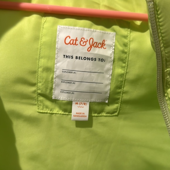 cat and Jack winter vest - Picture 2 of 4